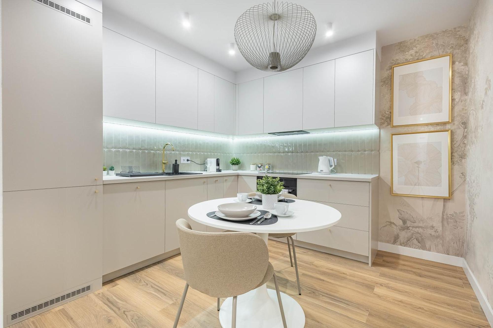Center By Sofija Apartment